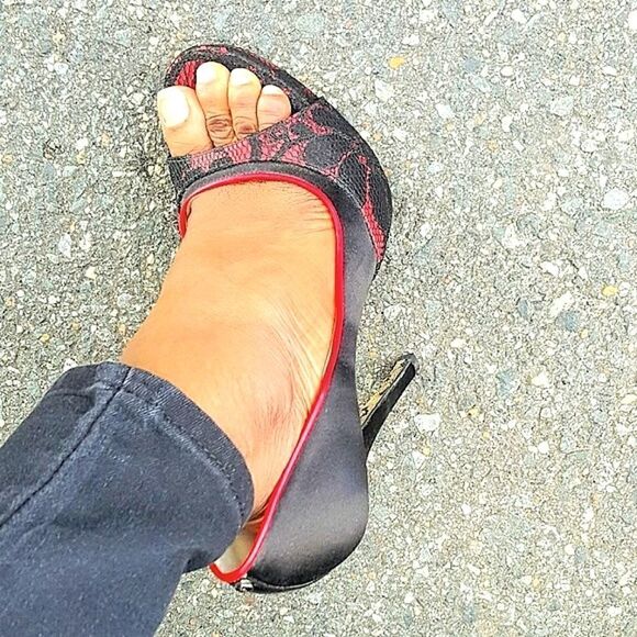 Cesare Paciotti heels $2600 - Picture 8 of 14